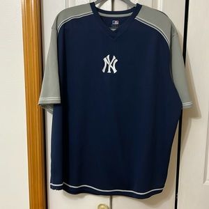 Yankees Tee